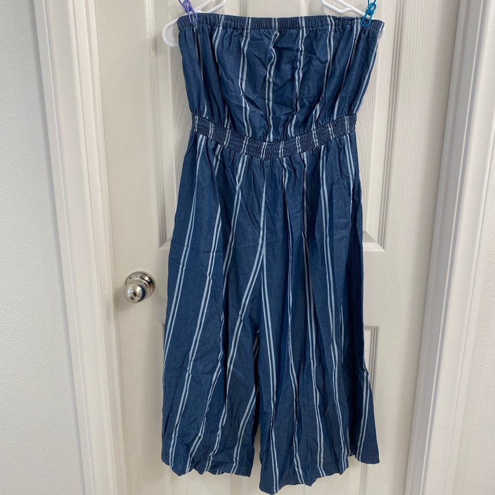 Strapless jumper for woman